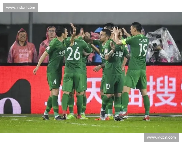 恒大对阵国安巅峰之战中超焦点碰撞牵动争冠格局赛季走势悬念升温