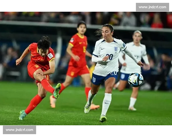 回望2002年韩日世界杯中国队对阵巴西的历史一战与足球启示