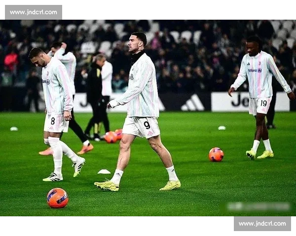 尤文对决巴萨中场博弈成胜负关键豪门技战术核心较量全面展开序幕