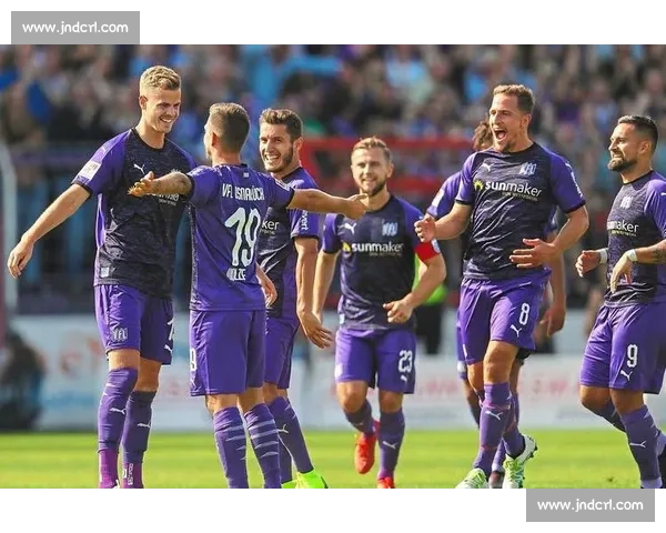 热火对阵勇士巅峰对决攻防博弈见证冠军底蕴之战决胜时刻巨星对飙赛场风云